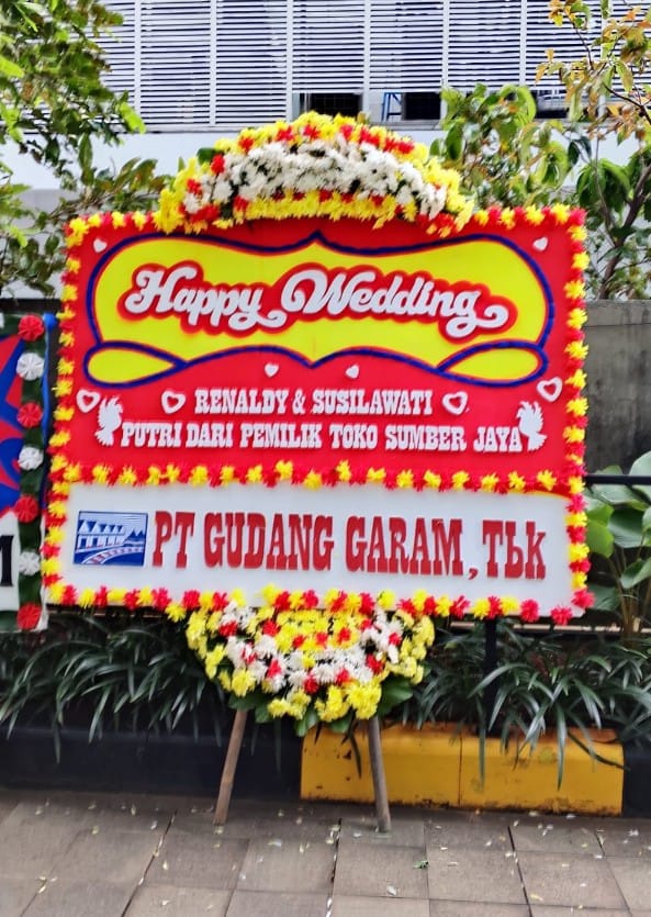 Happy Wedding 03